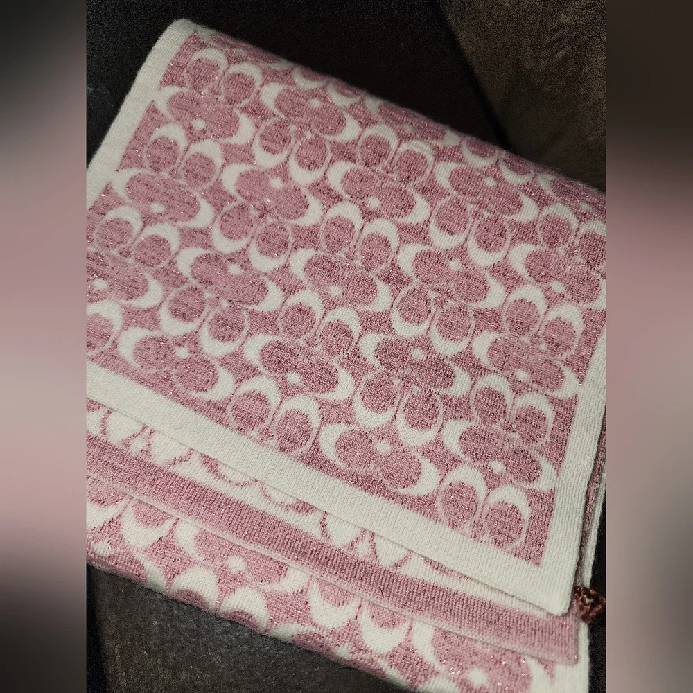 Coach Pink Cream Sparkle Scarf Signature C Wool Nylon Wrap